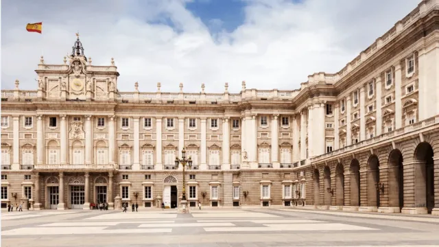 Nuevas medidas para viajar a España