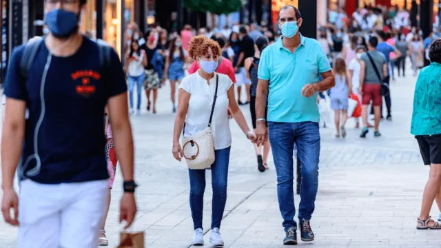 España elimina uso de las mascarillas